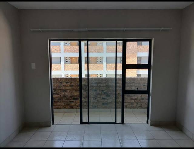 2 BEDROOM PROPERTY TO RENT IN GROBLERPARK